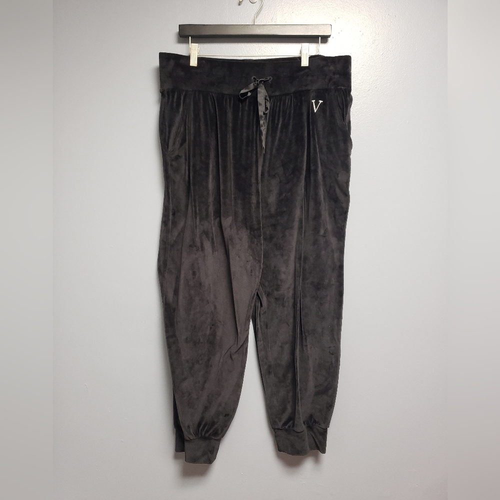 Victoria's Secret Black Velour Jogger